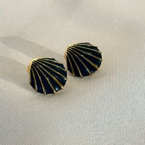 Vintage Gold Tone Dark Blue Seashell Earrings